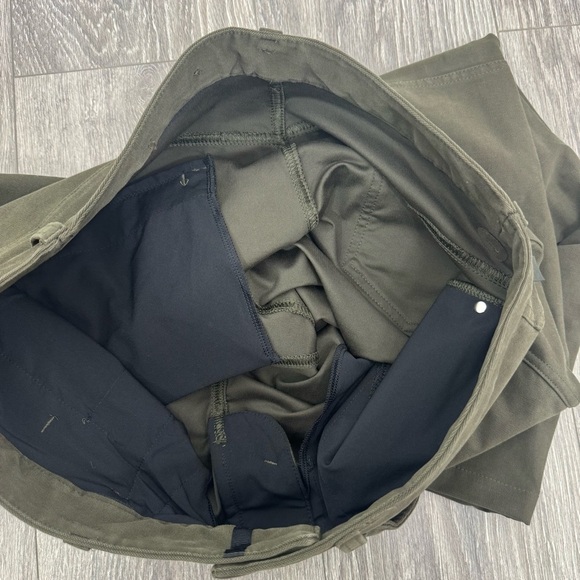 Lululemon ABC Classic-Fit Pant 28” Inseam Utilitech™ in Dark Olive Size 32 2022 - Picture 8 of 12